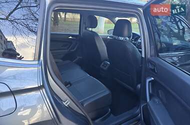 Внедорожник / Кроссовер Volkswagen Tiguan 2017 в 