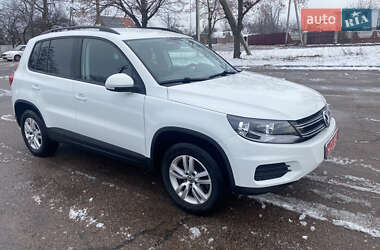 Позашляховик / Кросовер Volkswagen Tiguan 2017 в Чернігові