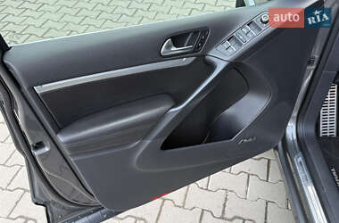 Внедорожник / Кроссовер Volkswagen Tiguan 2013 в 