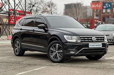 Внедорожник / Кроссовер Volkswagen Tiguan 2018 в Киеве