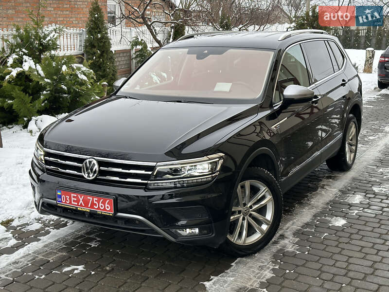 Позашляховик / Кросовер Volkswagen Tiguan 2018 в Луцьку