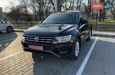 Внедорожник / Кроссовер Volkswagen Tiguan 2019 в Одессе