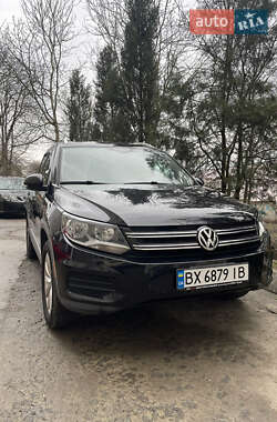 Внедорожник / Кроссовер Volkswagen Tiguan 2016 в Хмельницком