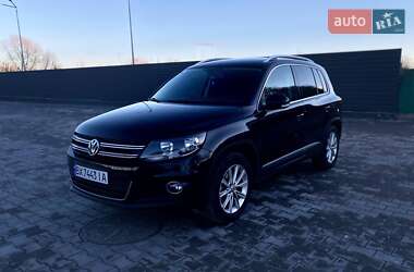 Позашляховик / Кросовер Volkswagen Tiguan 2013 в 