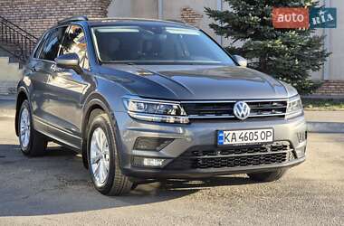 Внедорожник / Кроссовер Volkswagen Tiguan 2017 в Киеве