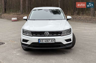 Позашляховик / Кросовер Volkswagen Tiguan 2017 в Києві