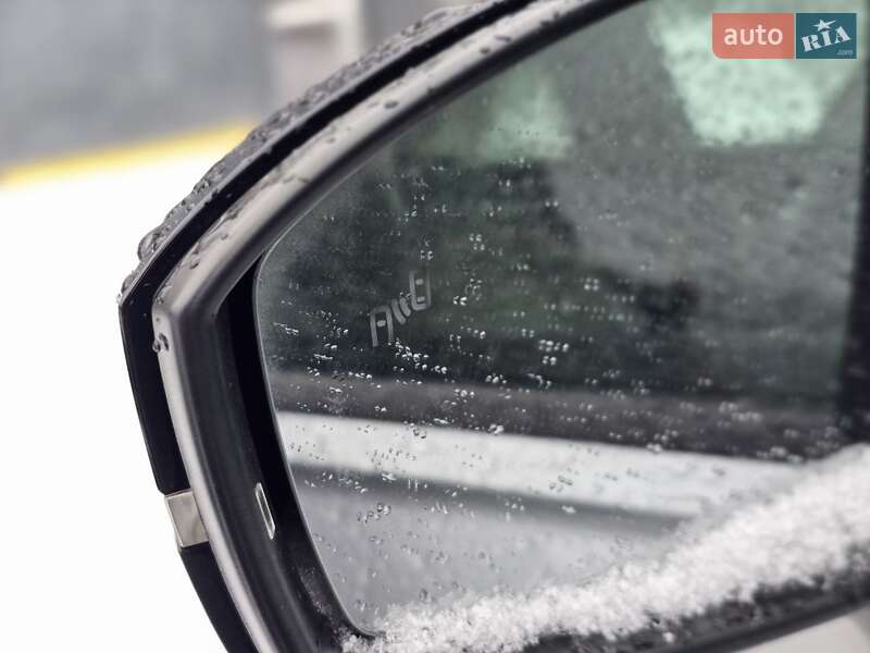 Внедорожник / Кроссовер Volkswagen Tiguan 2019 в Львове