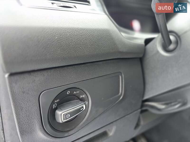 Внедорожник / Кроссовер Volkswagen Tiguan 2019 в Львове