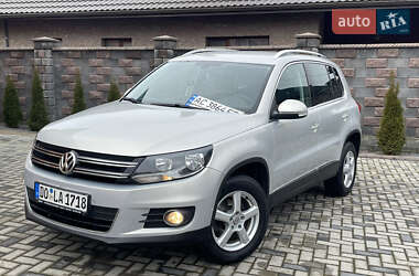 Позашляховик / Кросовер Volkswagen Tiguan 2011 в Рівному