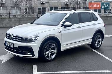 Внедорожник / Кроссовер Volkswagen Tiguan 2019 в Киеве