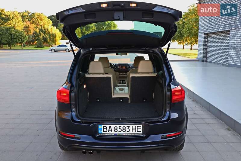 Внедорожник / Кроссовер Volkswagen Tiguan 2015 в Кременчуге