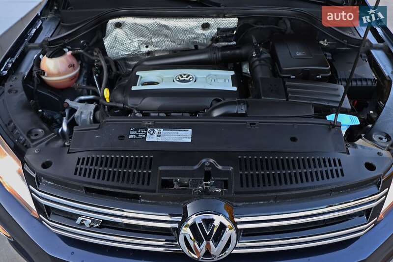 Внедорожник / Кроссовер Volkswagen Tiguan 2015 в Кременчуге
