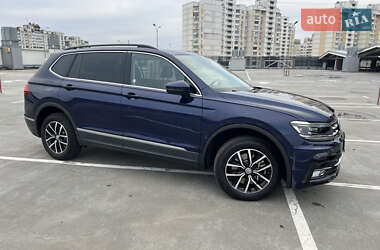 Позашляховик / Кросовер Volkswagen Tiguan 2021 в Києві