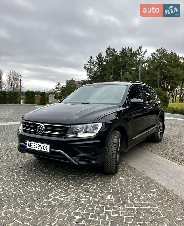 Внедорожник / Кроссовер Volkswagen Tiguan 2020 в Днепре