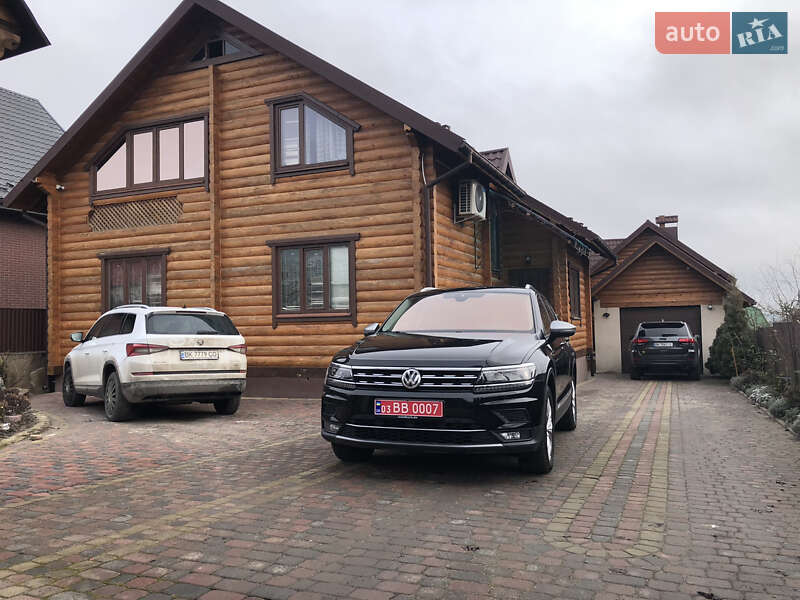 Внедорожник / Кроссовер Volkswagen Tiguan 2018 в Ровно