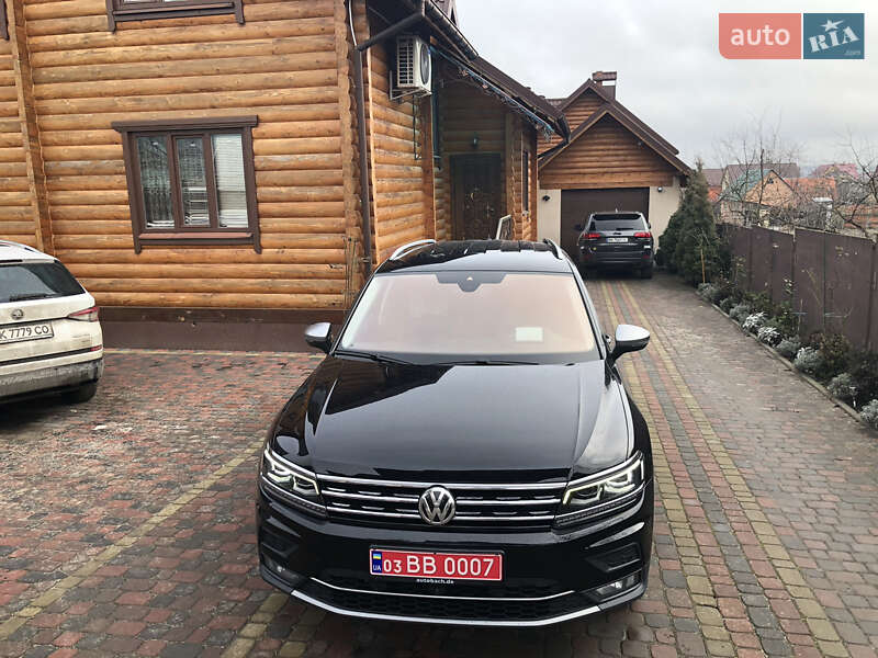 Внедорожник / Кроссовер Volkswagen Tiguan 2018 в Ровно