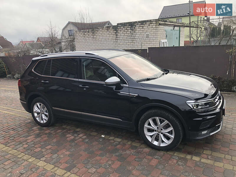 Внедорожник / Кроссовер Volkswagen Tiguan 2018 в Ровно