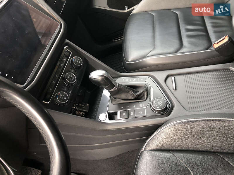 Внедорожник / Кроссовер Volkswagen Tiguan 2018 в Ровно