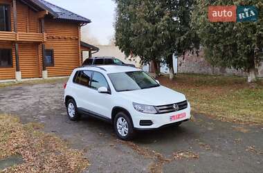 Позашляховик / Кросовер Volkswagen Tiguan 2017 в Дубні