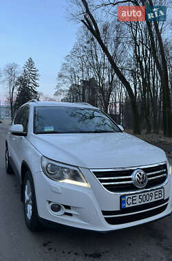 Позашляховик / Кросовер Volkswagen Tiguan 2009 в Чернівцях