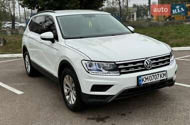 Позашляховик / Кросовер Volkswagen Tiguan 2018 в Житомирі