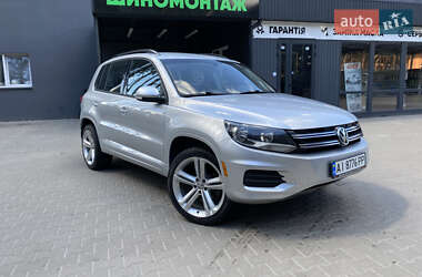 Позашляховик / Кросовер Volkswagen Tiguan 2015 в Києві