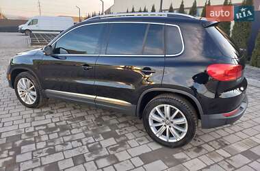 Позашляховик / Кросовер Volkswagen Tiguan 2015 в Кам'янець-Подільському