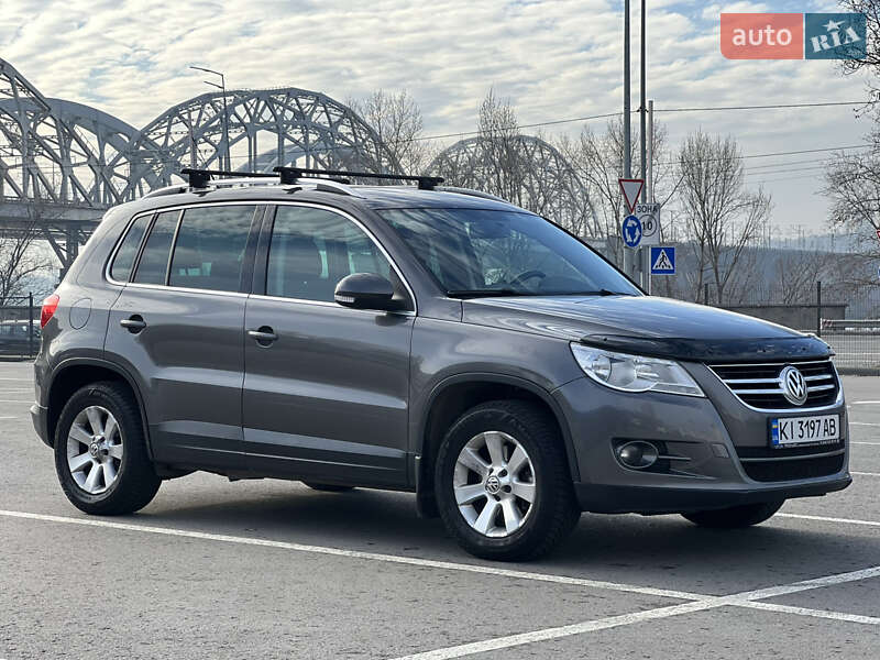 Volkswagen Tiguan 2011