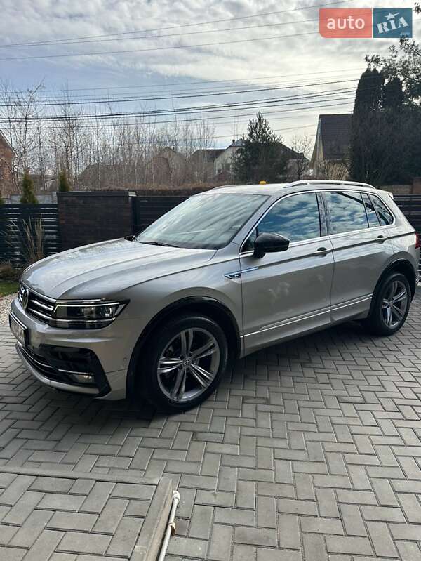 Внедорожник / Кроссовер Volkswagen Tiguan 2019 в Киеве