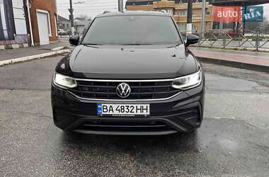 Позашляховик / Кросовер Volkswagen Tiguan 2022 в Кропивницькому