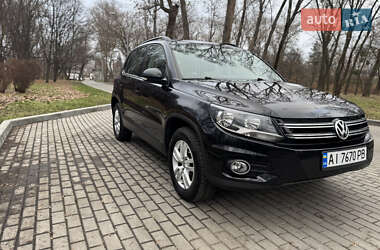 Позашляховик / Кросовер Volkswagen Tiguan 2016 в Києві