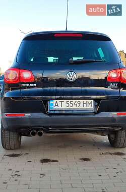 Позашляховик / Кросовер Volkswagen Tiguan 2010 в Бурштині