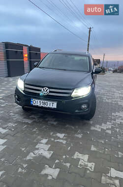 Внедорожник / Кроссовер Volkswagen Tiguan 2011 в Ужгороде