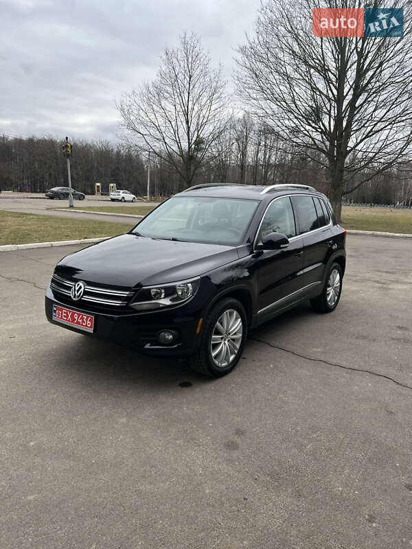 Позашляховик / Кросовер Volkswagen Tiguan 2014 в Рівному