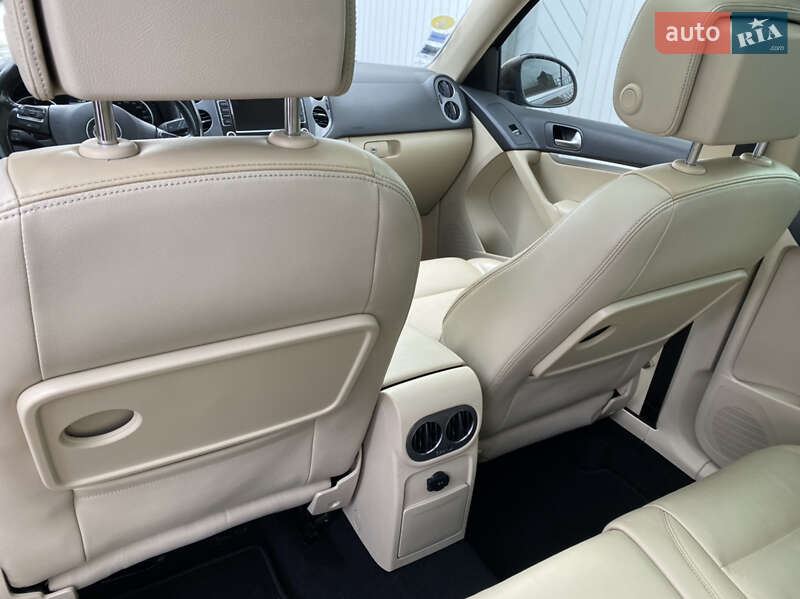 Внедорожник / Кроссовер Volkswagen Tiguan 2011 в Коломые