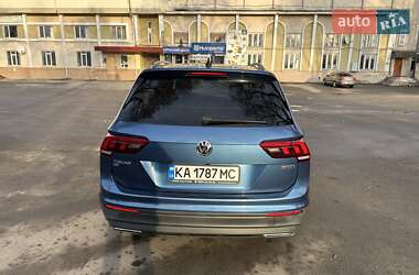 Внедорожник / Кроссовер Volkswagen Tiguan 2018 в 