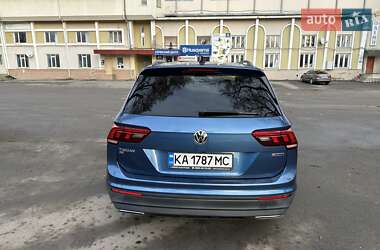 Внедорожник / Кроссовер Volkswagen Tiguan 2018 в 