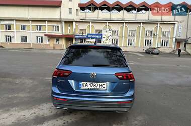 Внедорожник / Кроссовер Volkswagen Tiguan 2018 в 