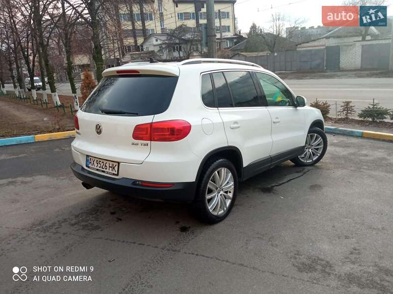 Позашляховик / Кросовер Volkswagen Tiguan 2014 в Харкові