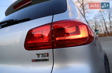 Позашляховик / Кросовер Volkswagen Tiguan 2016 в 