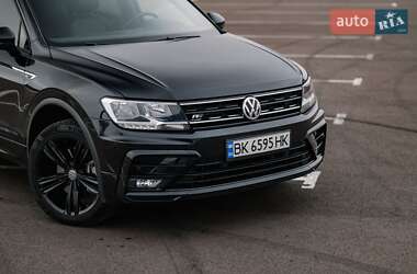 Внедорожник / Кроссовер Volkswagen Tiguan 2019 в 