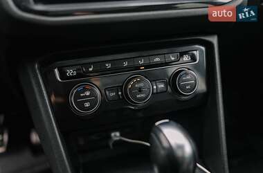 Внедорожник / Кроссовер Volkswagen Tiguan 2019 в 