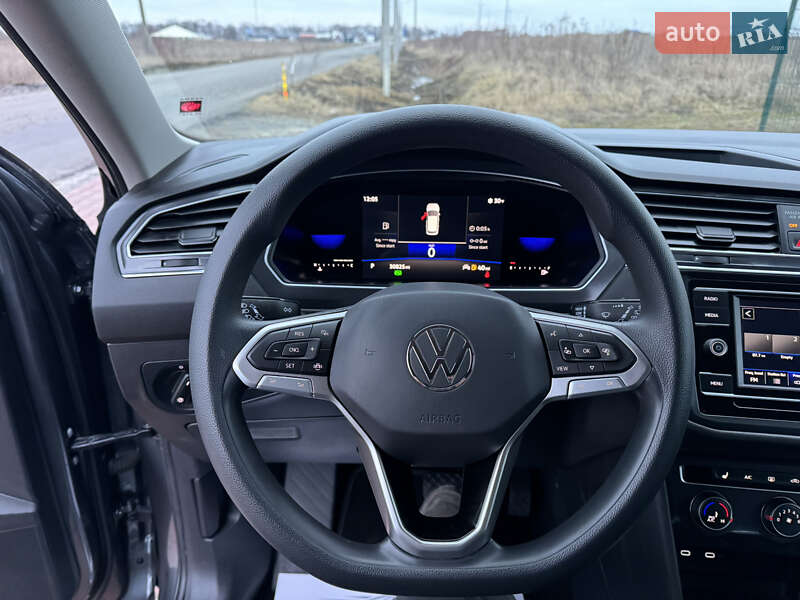 Позашляховик / Кросовер Volkswagen Tiguan 2022 в Києві