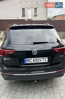 Позашляховик / Кросовер Volkswagen Tiguan 2018 в 