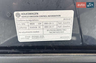 Позашляховик / Кросовер Volkswagen Tiguan 2018 в 