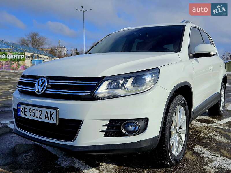 Внедорожник / Кроссовер Volkswagen Tiguan 2014 в Днепре