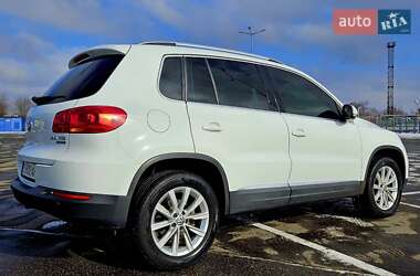 Внедорожник / Кроссовер Volkswagen Tiguan 2014 в Днепре