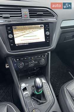 Позашляховик / Кросовер Volkswagen Tiguan 2020 в 