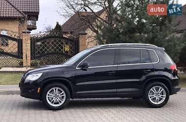 Позашляховик / Кросовер Volkswagen Tiguan 2011 в Луцьку