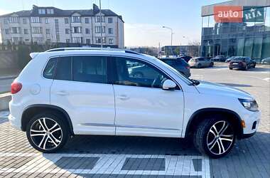 Позашляховик / Кросовер Volkswagen Tiguan 2017 в Рівному